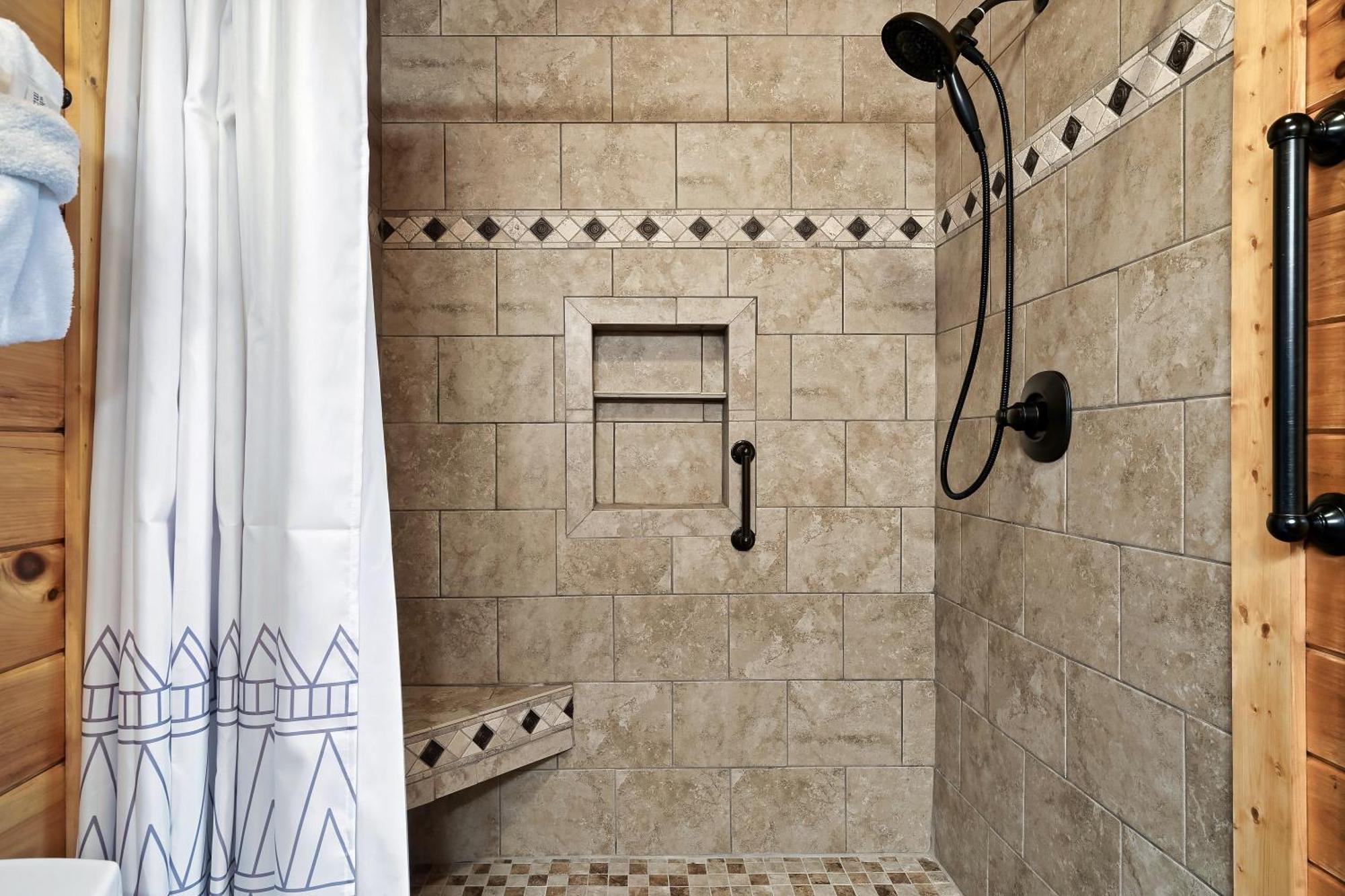 Casa vacanze With New Hot Tub, Near Dollywood .2bd.2ba.sleeps6.bbq